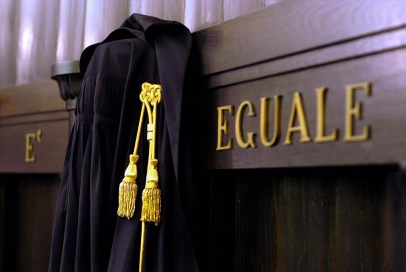 Caso curatrice fallimentare, revocata dal Gip di Trani l’interdizione dalla professione per la notaio