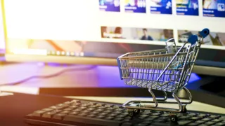 Come i cittadini possono difendersi dai finti messaggi che promettono sconti inesistenti